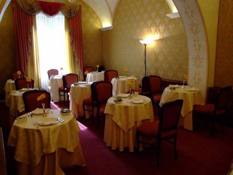 Liberty Hotel CTA Restaurant bilde